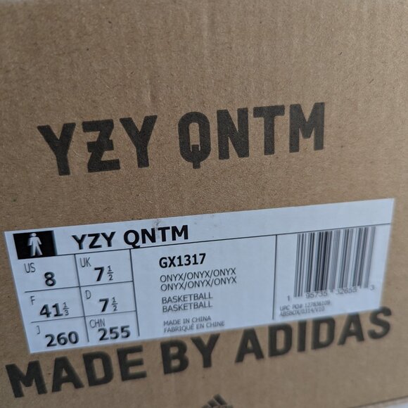 Adidas Yeezy Quantum in Onyx - Picture 10 of 11
